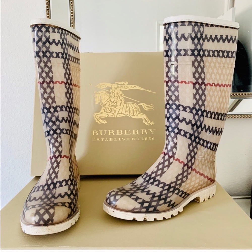Burberry Rainboots